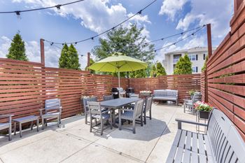 Outdoor grilling & entertainment spaces